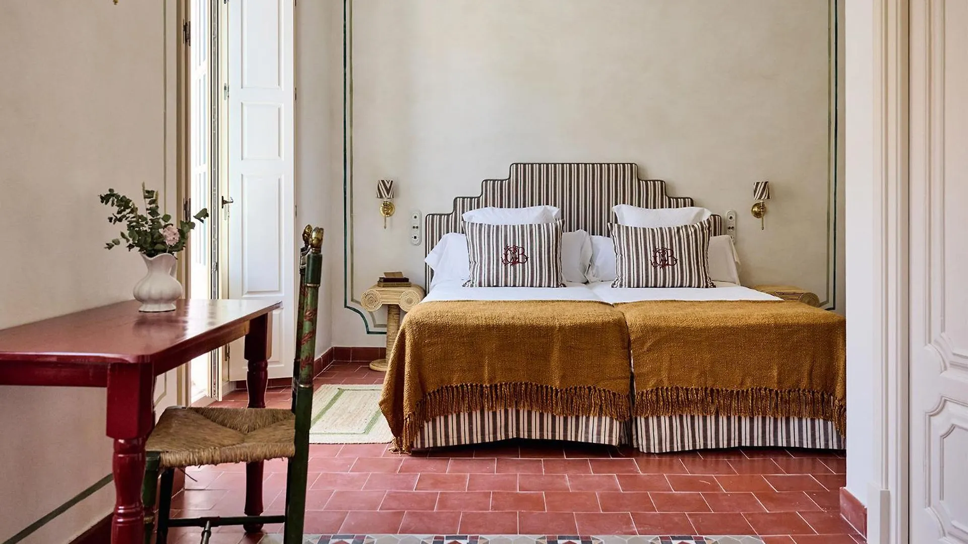 Cristine Bedfor Malaga Hotel